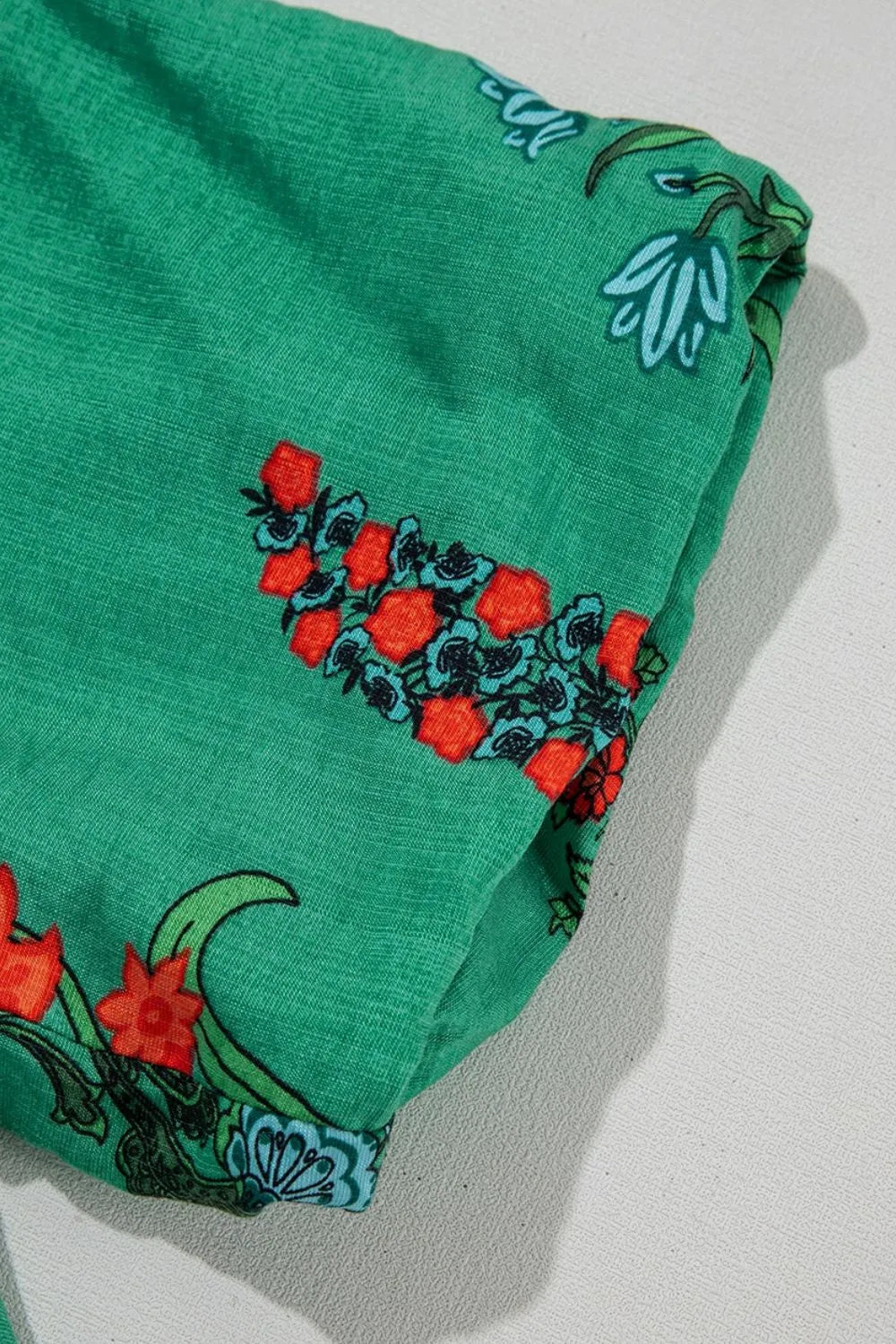 Image of Floral Print Notched Short Sleeve Blouse | Queeble.shop