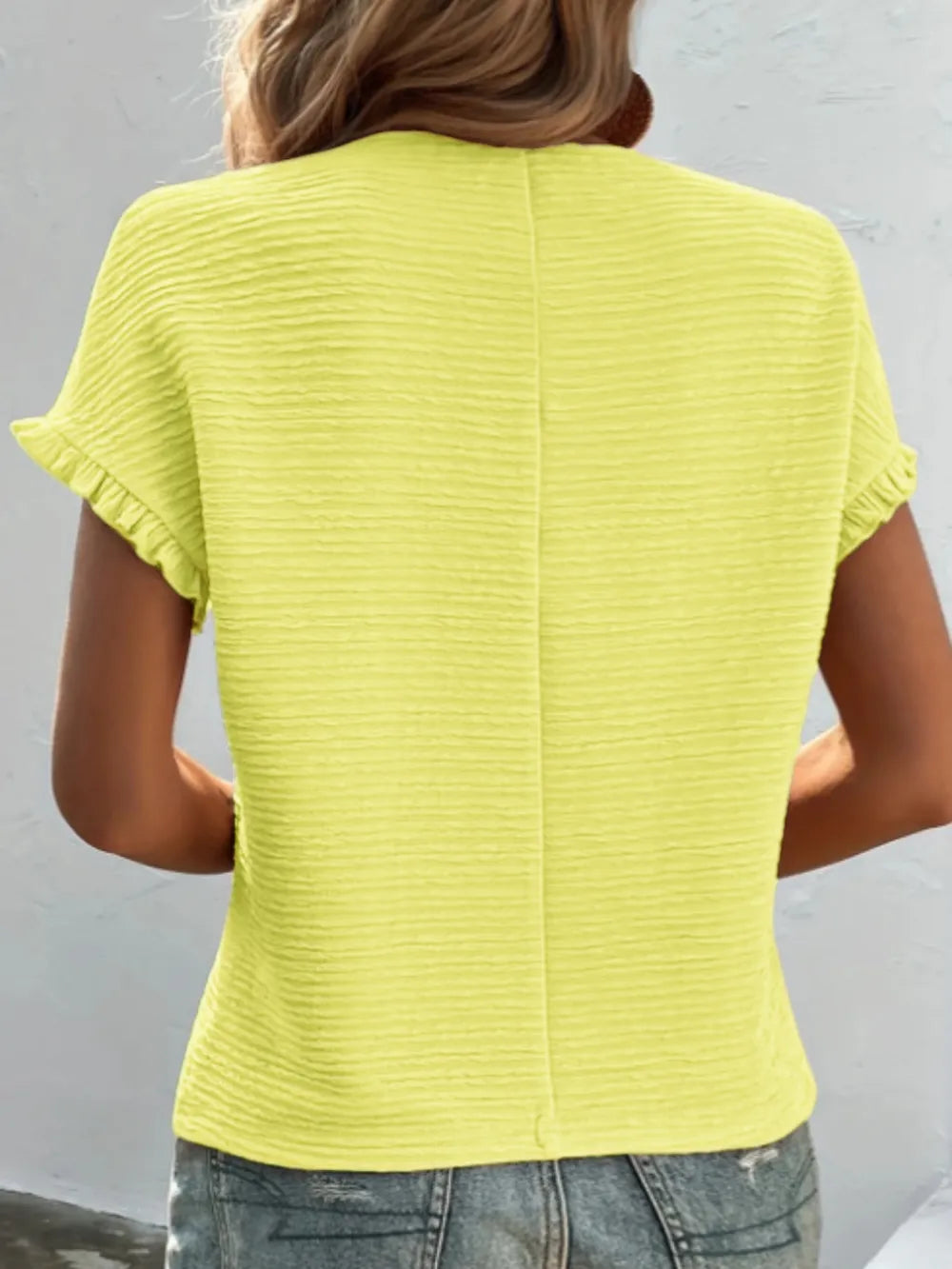 Image of Texture Round Neck Short Sleeve T-Shirt | Queeble.shop