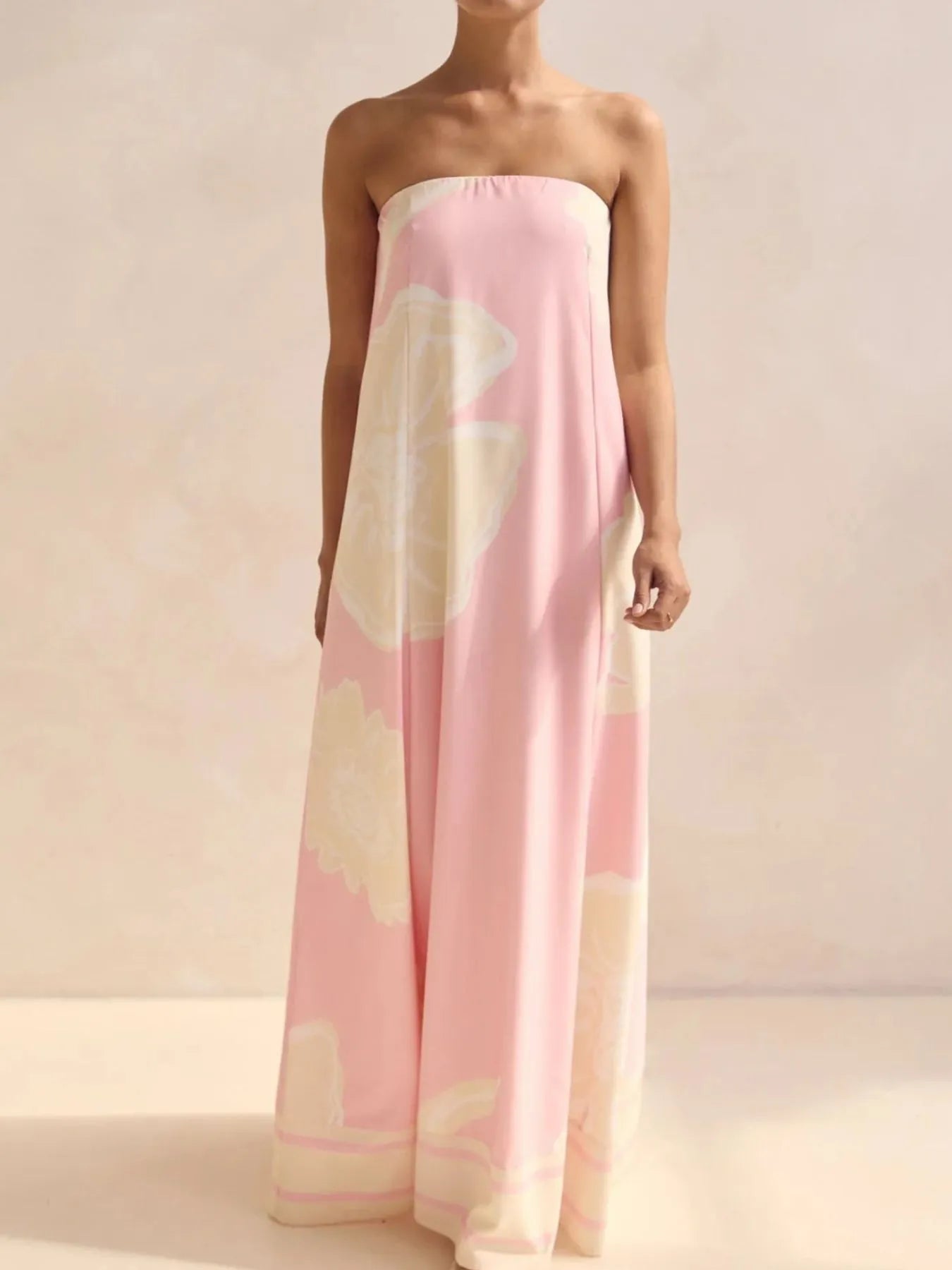 Image of Smocked Printed Tube Maxi Dress | Queeble.shop