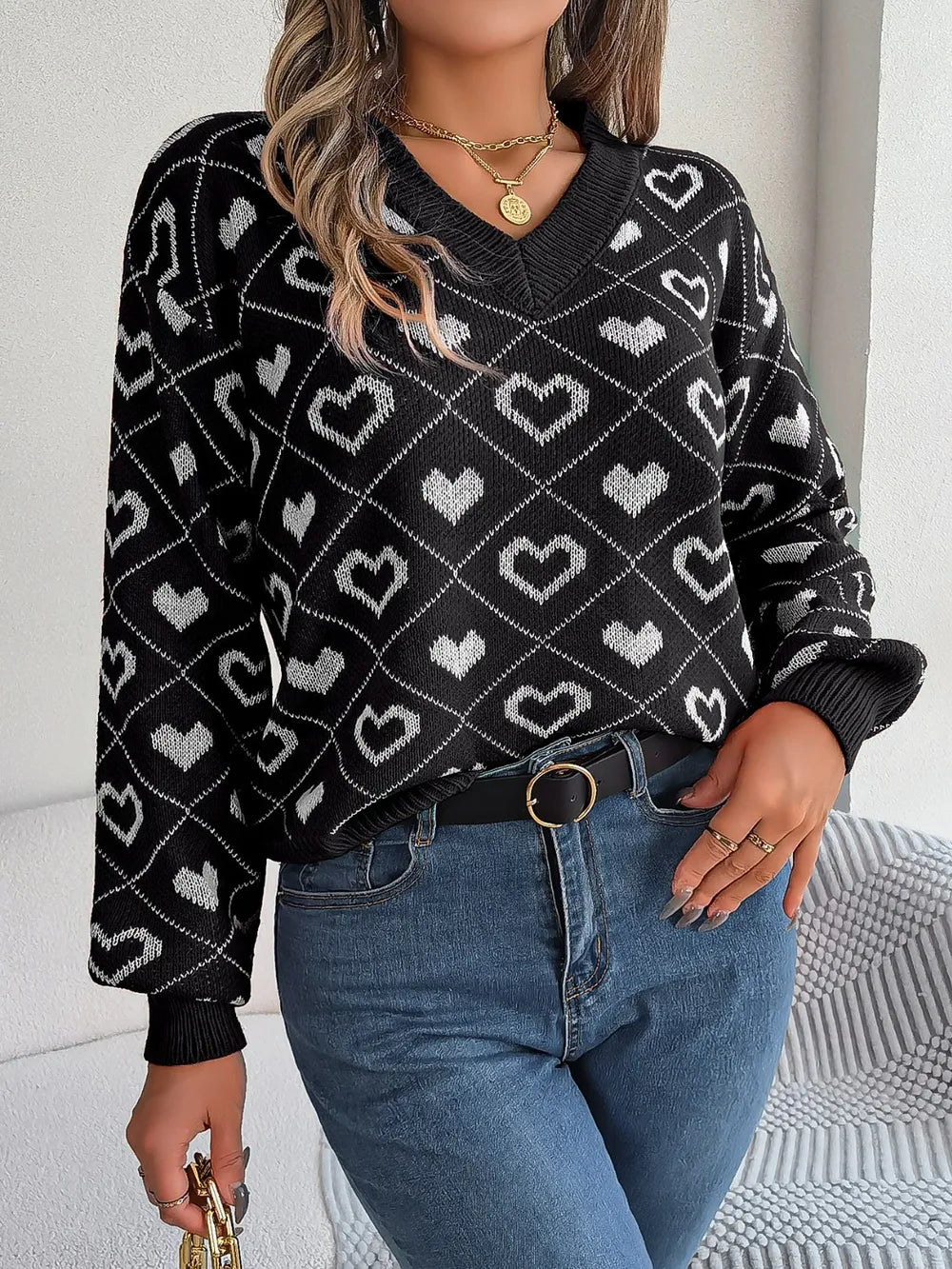 Image of Heart Pattern V-Neck Long Sleeve Sweater | Queeble.shop