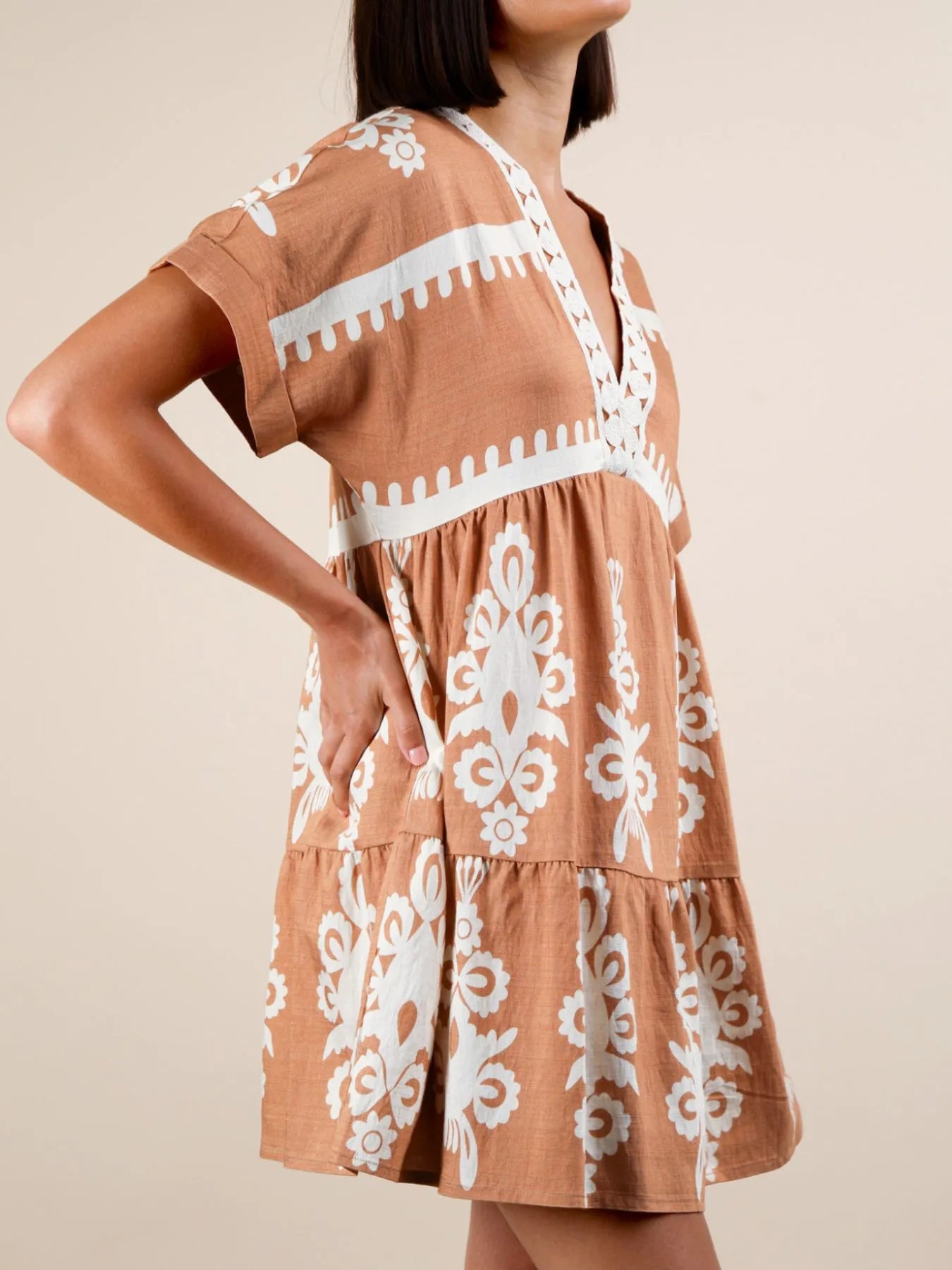 Image of Printed V-Neck Short Sleeve Mini Dress | Queeble.shop
