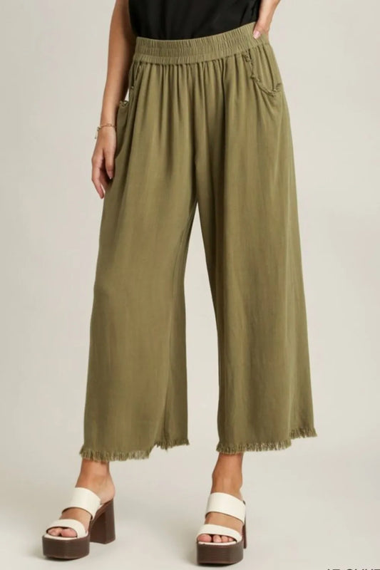 Image of Umgee Full Size Linen Blend Elastic Waistband Wide Leg Pants Plus Size | Queeble.shop