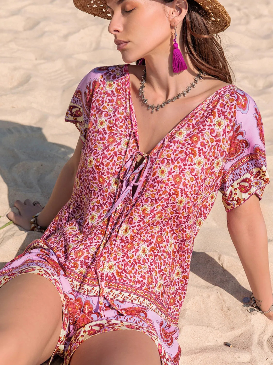 Image of Printed V-Neck Short Sleeve Romper | Queeble.shop