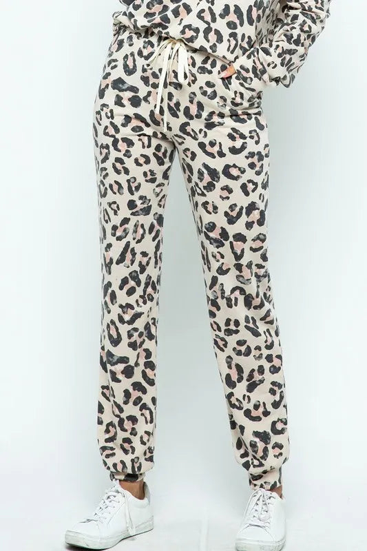 Image of BiBi Leopard Casual Pants with Side Pockets | Queeble.shop