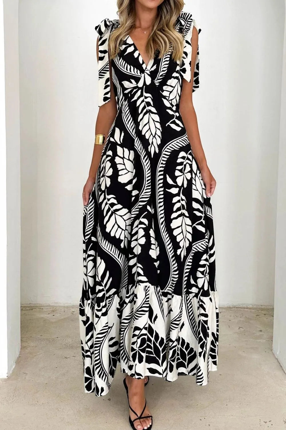 Image of Printed V-Neck Tie Shoulder Midi Cami Dress | Queeble.shop