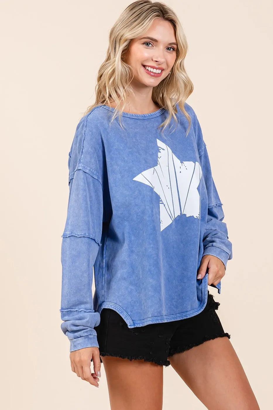 Image of Mittoshop Star Graphic Mineral Wash Long Sleeve Top | Queeble.shop