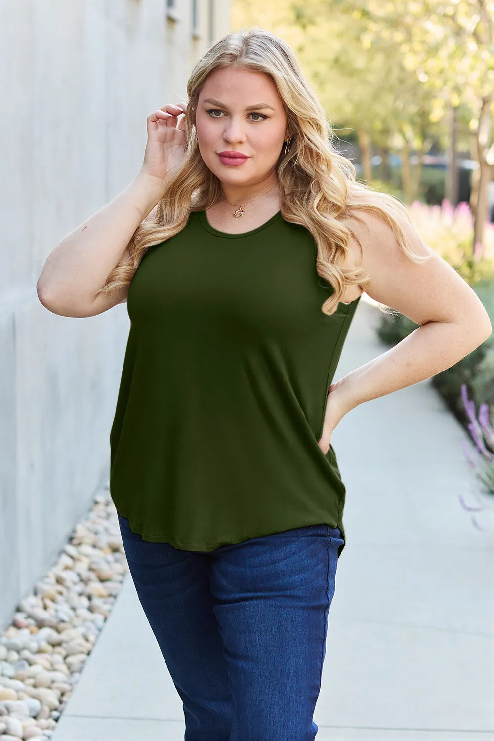 Image of Basic Bae Full Size Round Neck Curved Hem Tank | Queeble.shop